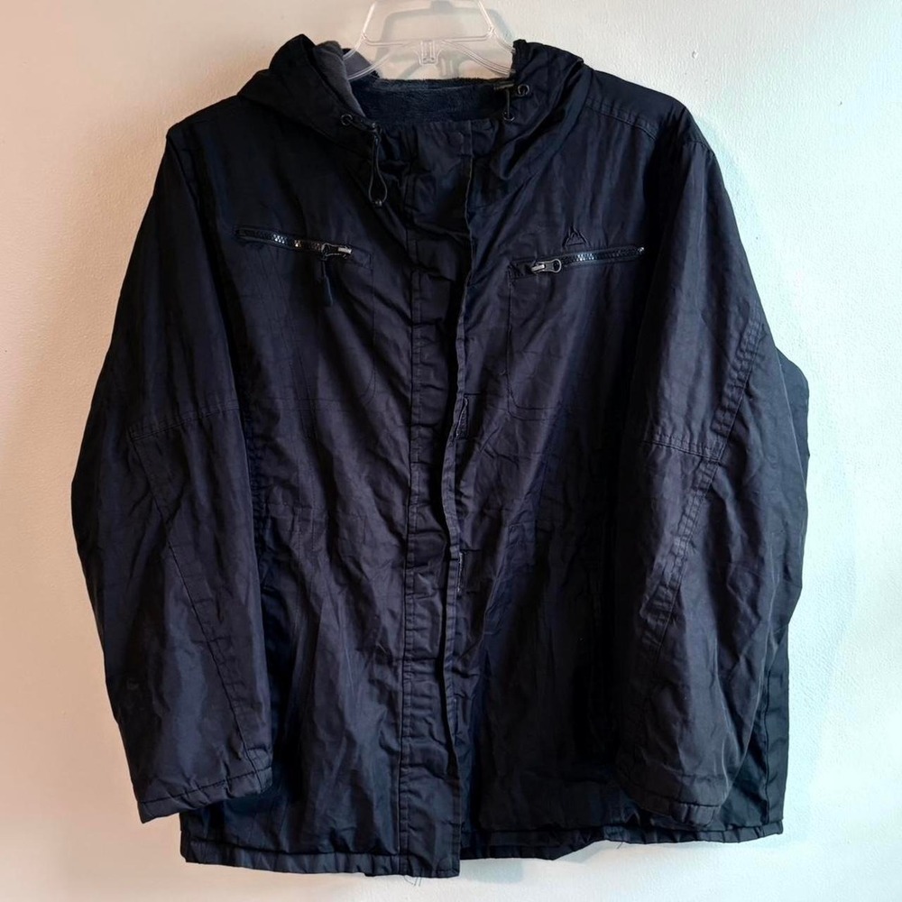Cozy black Snozu Performance jacket